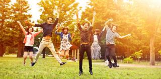 有些企業(yè)的網(wǎng)上測(cè)評(píng)是測(cè)試什么呢？是公務(wù)員的行測(cè)嗎？
