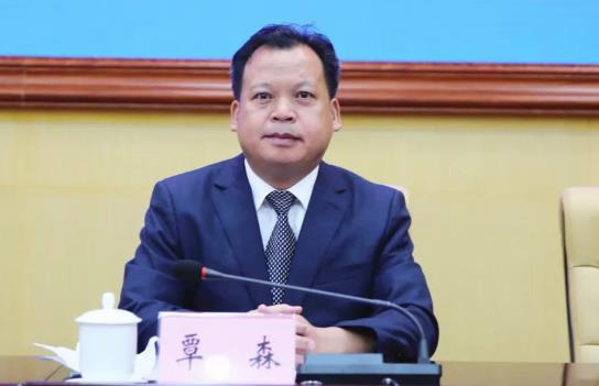 覃森簡歷：防城港市殘聯(lián)理事長覃森接受審查調(diào)查，曾任防城港市商務局局長，上思縣委副書記、縣長